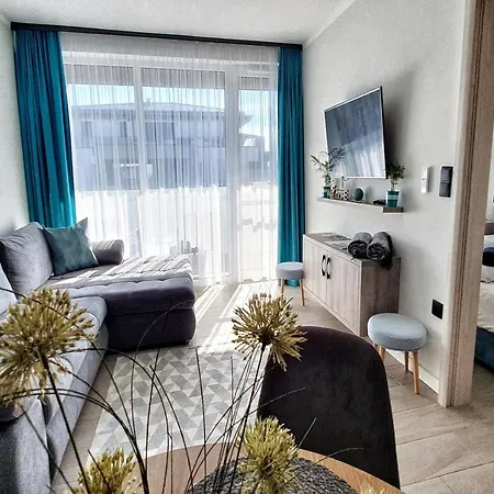 Marina By Dora شقة *