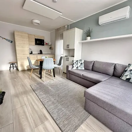 Marina By Dora شقة كيستاي